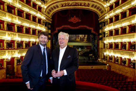 Il ministro Franceschini al San Carlo con il soprintendente Lissner © ANSA