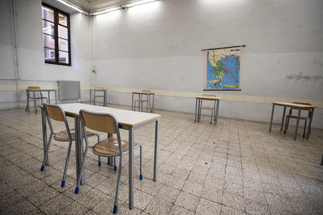 L'aula di una scuola pronta per la maturità 2020 © ANSA