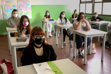 Studenti in classe a Padova © ANSA