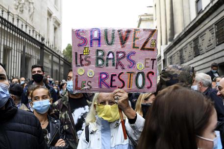 Una manifestazione contro il lockdown nei giorni scorsi a Marsiglia © AFP