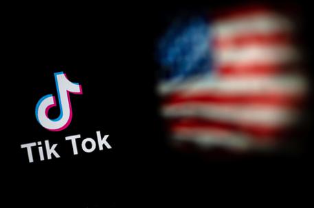 Trump concede altri 7 giorni per vendita TikTok