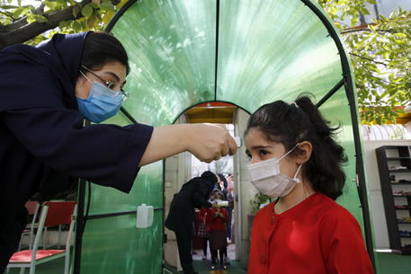 Primo giorno di scuola in Iran © EPA