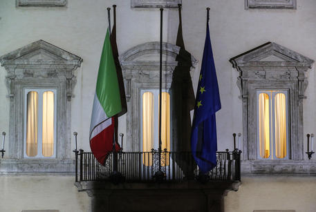 Il balcone di Palazzo Chigi (Foto Ansa) © ANSA