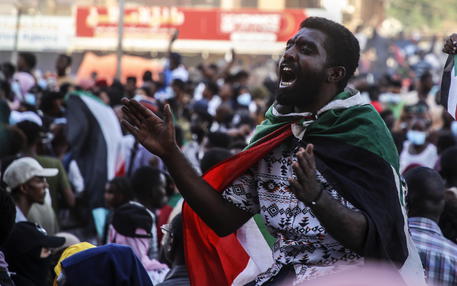 Sudan: secondo corteo antigolpe a Khartoum disperso con la forza - Ultima  Ora - ANSA