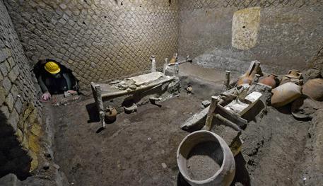 Civita Giuliana, la stanza degli schiavi. FOTO ANSA CIRO FUSCO © ANSA