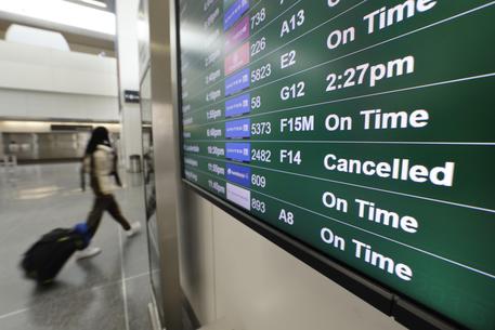 Cancelled flights due to a surge of Covid-19 © EPA