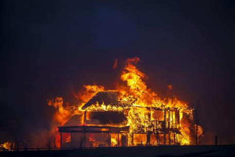Usa: incendi Colorado, distrutte fino a oltre 500 case © AFP