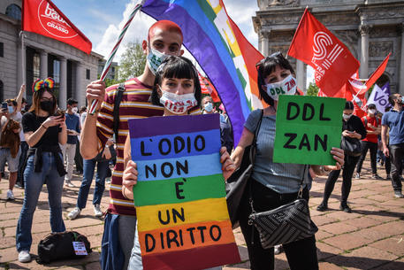Omofobia: Di Maio, basta tentennamenti sul ddl Zan - Ultima Ora - ANSA