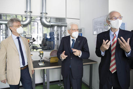 Il Presidente della Repubblica Sergio Mattarella visita i laboratori del nuovo Campus di Architettura del Politecnico di Milano © ANSA