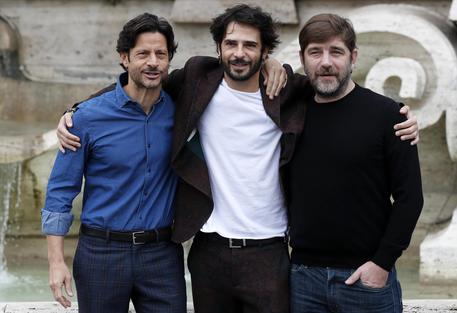 Andrea Sartoretti, Marco Bocci e Libero De Rienzo © ANSA
