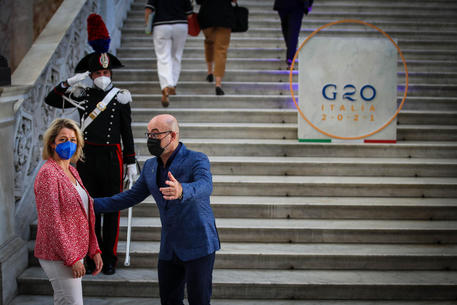 Il ministro Roberto Cingolani al G20 Ambiente a Palazzo Reale di Napoli © ANSA