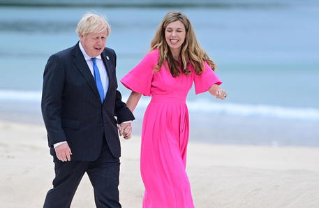 British PM and wife expecting second child © EPA