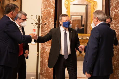 Il presidente del Consiglio Mario Draghi incontra i sindacati - uff stampa palazzo Chigi © ANSA