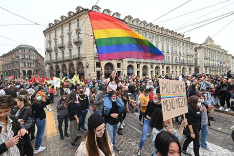 Un immagine del Pride di Torino © ANSA