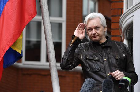 Il fondatore di Wikileaks Julian Assange in una immagine d'archivio © EPA