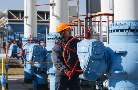 Stazione di compressione del gas in un impianto a Mryn, in Ucraina © EPA