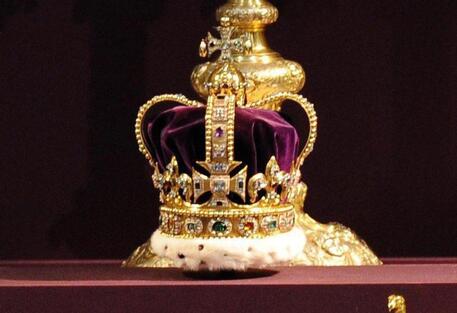 La corona di Sant'Edoardo © ANSA