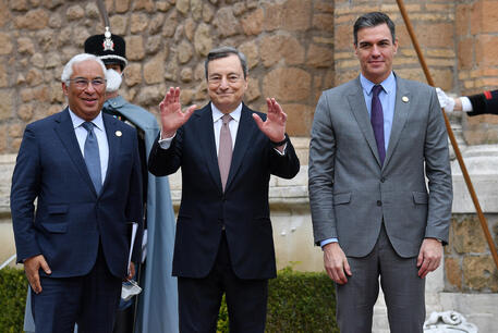 Vertice Draghi, Sanchez e Mitsotakis © ANSA