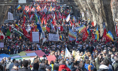 Demonstration for peace in Ukraine © ANSA