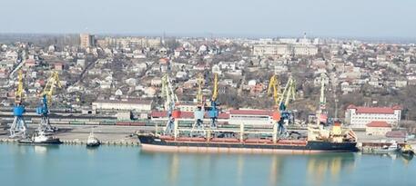 Il porto di Mariupol © ANSA