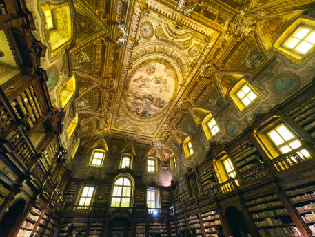 Chiesa e biblioteca dai Girolamini visitati dal ministro ai beni culturali Dario Franceschini. © ANSA