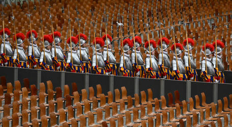 Papal Swiss Guards during the swearing-in ceremony © ANSA