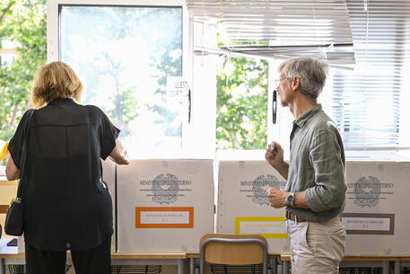 Operazioni di voto © ANSA