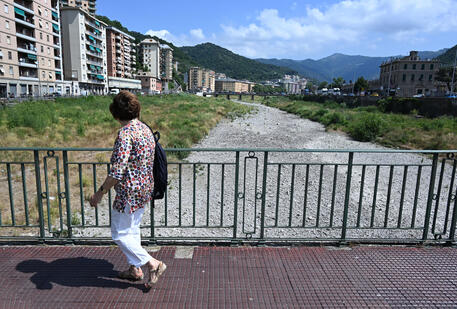 Meteo, fiumi in secca a Genova a causa della siccita' © ANSA