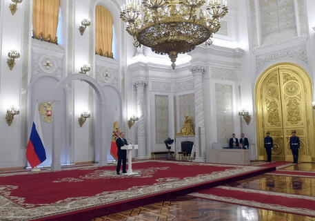Il presidente russo Vladimir Putin al Cremlino © EPA