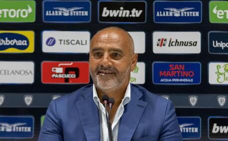 Calcio: l'allenatore del Cagliari Fabio Liverani © ANSA