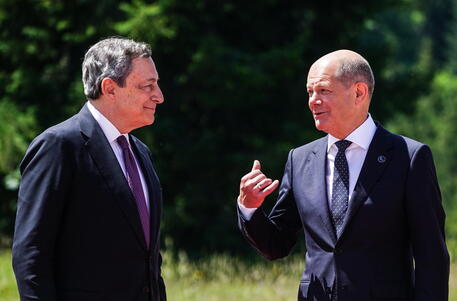 Draghi e Scholz © EPA