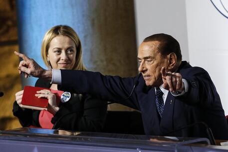 Giorgia Meloni con Silvio Berlusconi © ANSA