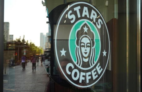 A Mosca, al posto di Starbucks, aperto primo Stars Coffee © EPA