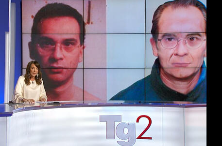 L'immagine del volto del numero uno di Cosa Nostra, Matteo Messina Denaro, ripreso da una telecamera di sicurezza - TG2 © ANSA