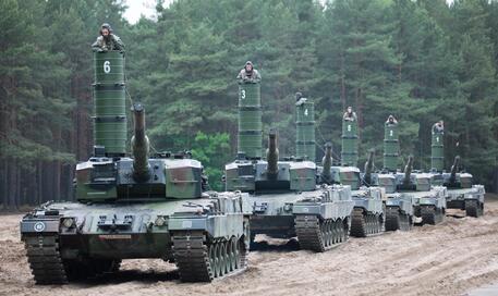 Varsavia chiederà a Berlino l'autorizzazione sui tank Leopard © EPA