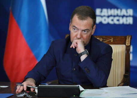 Il vice segretario del Consiglio di Sicurezza russo Dmitry Medvedev © EPA