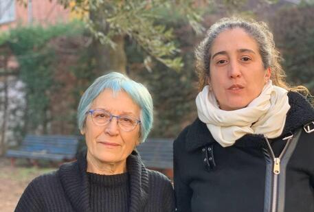 Virginia Fiume (D) e Felicetta Maltese, le due attiviste che hanno accompagnato in Svizzera la signora di 89 anni deceduta con il suicidio assistito © ANSA