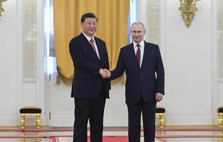 Xi Jinping e Vladimr Putin insieme a Mosca © EPA