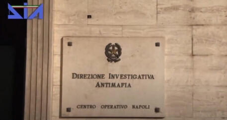 Mafia e scambio voti, 18 arresti nel Napoletano © ANSA