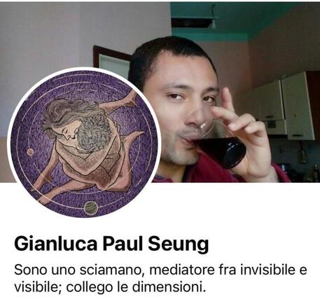 Foto tratta dal profilo Facebook di Gianluca Paul Seung fermato per l'aggressione della psichiatra a Pisa © ANSA