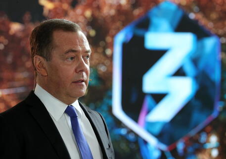 Medvedev: 'non esiteremo se necessarie uso armi nucleari' © EPA