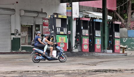 Carenza di benzina a Cuba © EPA