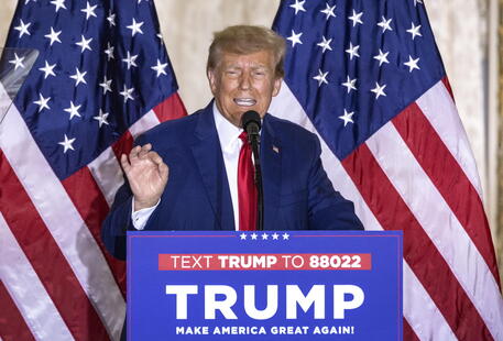Trump durante il suo discorso in Florida © EPA