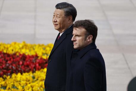 Il presidente francese Macron e quello cinese Xi Jinping © AFP