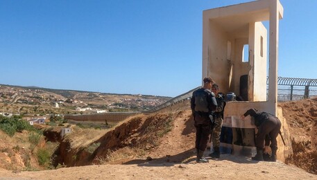 Sale a 18 numero migranti morti per entrare a Melilla (ANSA)