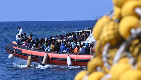 Migrants: Italy cannot be left alone - UNHCR (ANSA)
