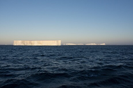 Un'immagine recente dell'iceberg A-68 (fonte: Povl Abrahamsen, BAS)