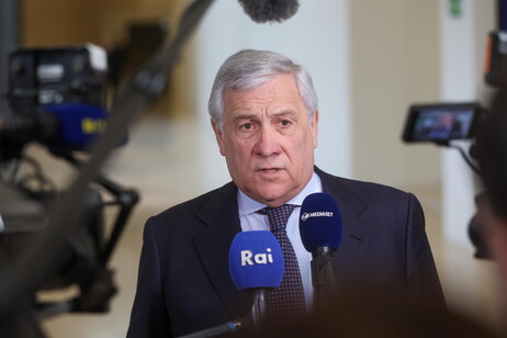 Tajani: "Italia al lavoro sui Samp-T, faremo il possibile per Kiev"