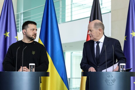 Zelensky e Scholz durante una visita del presidente ucraino a Berlino.