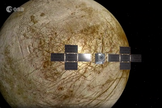 Rappresentazione artistica del passaggio ravvicinato della sonda Juice a Europa, una delle lune di Giove (fonte: ESA / ATG medialab)